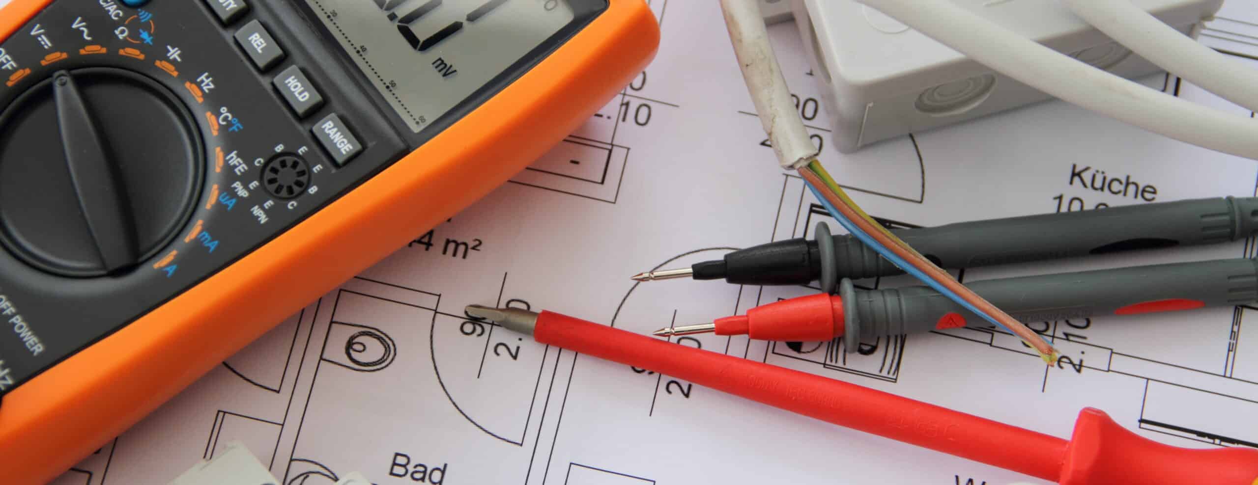 Du betrachtest gerade Anwendungsbeispiele von Künstlicher Intelligenz in der Elektrobranche